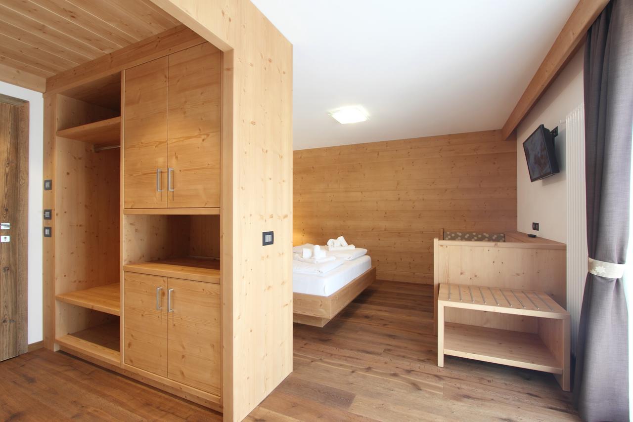 Dolomites - Suites, And Frühstückspension